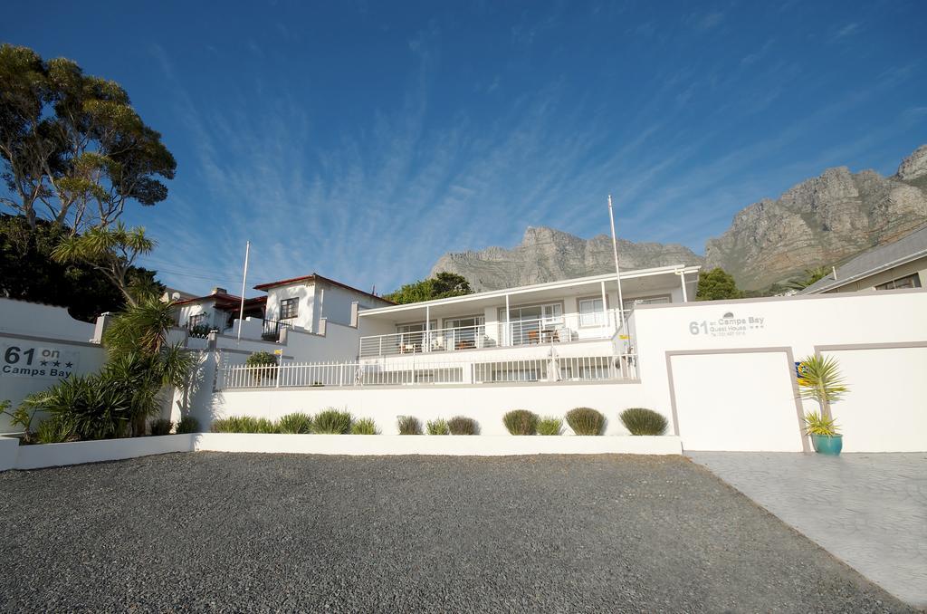 61 On Camps Bay Bed and Breakfast Kapstaden Exteriör bild